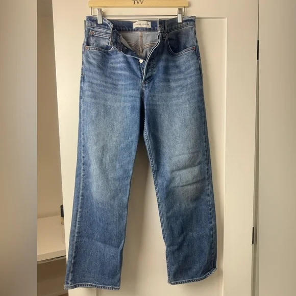 Aritzia Denim Forum The Arlo High Rise Straight 28L size 30 - Picture 1 of 9